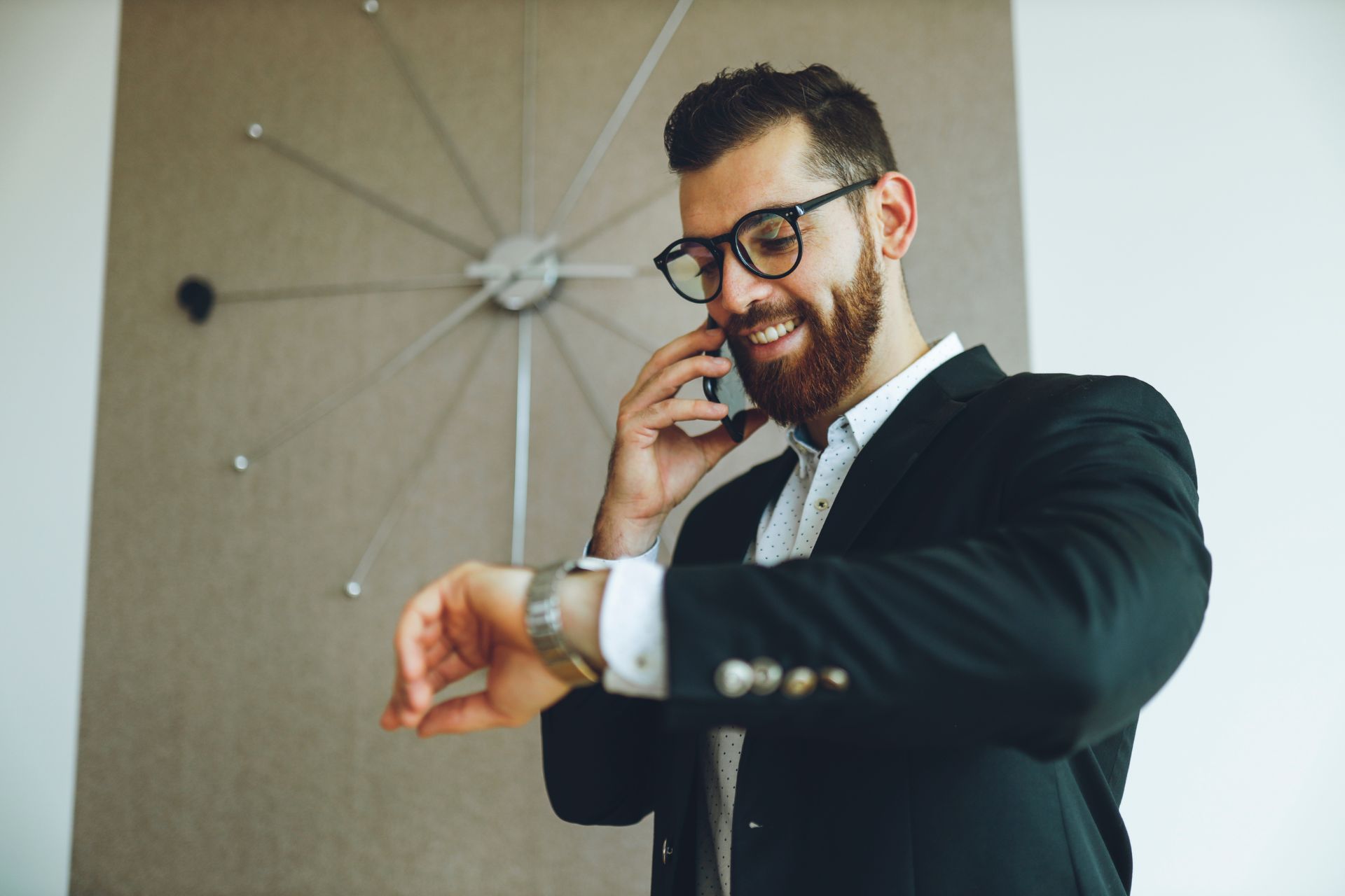 Cierre mensual por cliente: rutina estándar para evitar prisas trimestrales