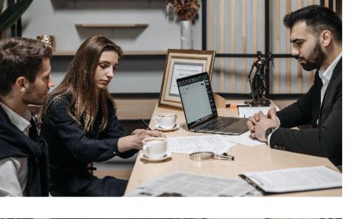 Cómo facturar los servicios adicionales de una asesoría sin que se queden fuera de la cuota